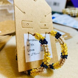 Hoop beaded earrings